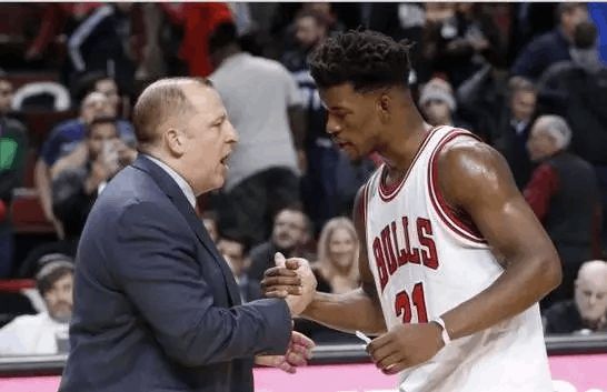 自队伍中的 自队伍中的