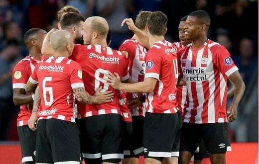 在我们回顾 在我们回顾