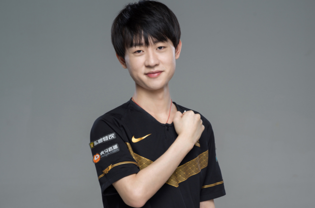 而是综合了 而是综合了