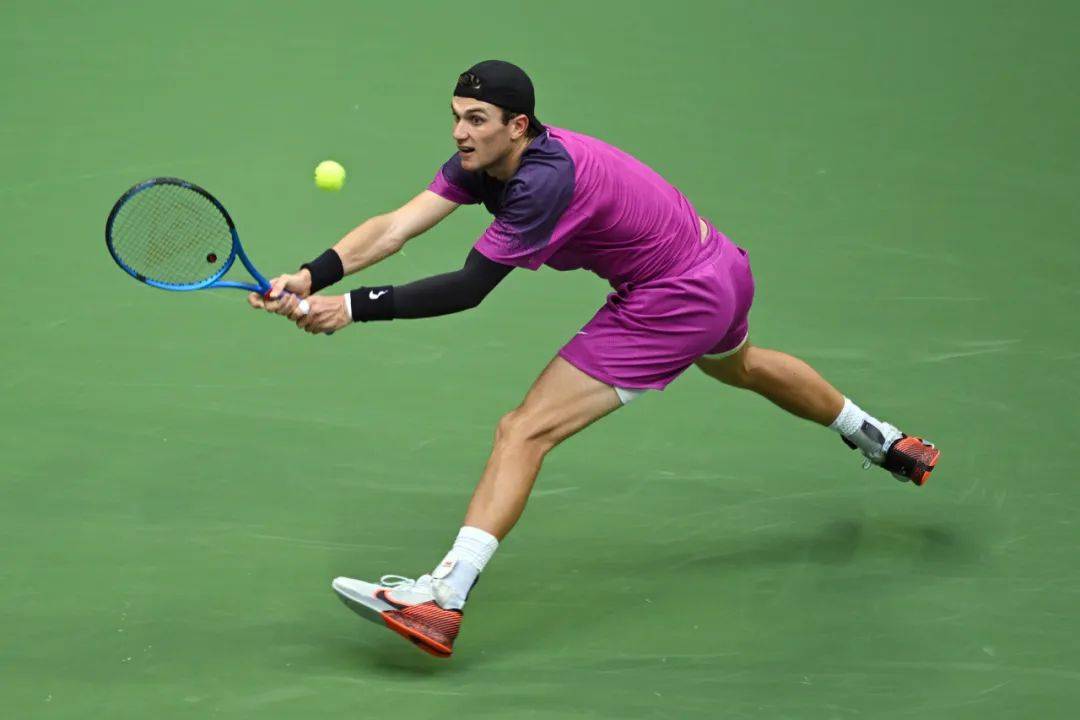 那一刻并不 那一刻并不